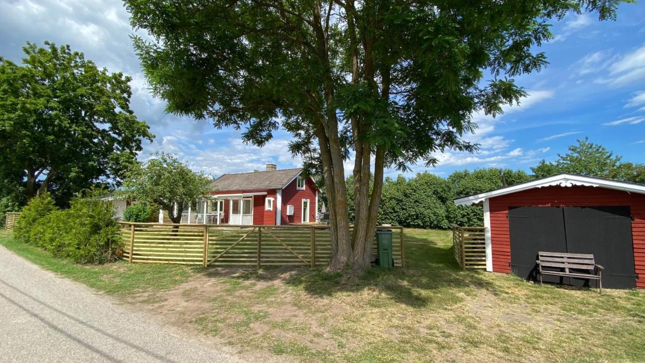 Charming Cottage: Dog-Friendly Nature Retreat with Golf Nearby Kalmar Exterior photo